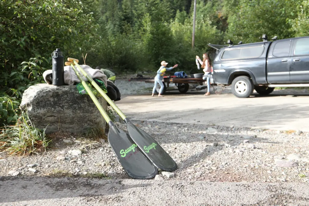 2022FlatheadWatersCleanup 3ForksofFlathead MiddleFork SnorkelTeam RaftPrep8.13.22 Low